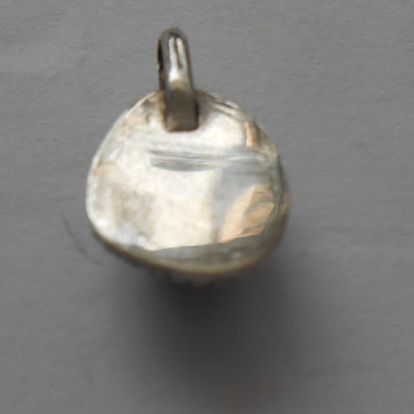 Vintage Turquoise Stone Pendant in Silver Bezel - Picture 5 of 7